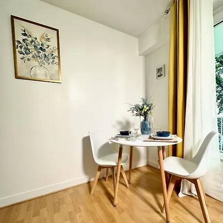 Ferienwohnung Le Bleu Soleil - A 2 Min Du Metro - 7 Min De Paris Maisons-Alfort Exterior foto